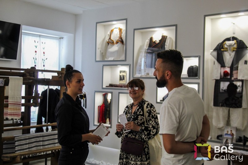 BAŠ GALLERY U NOVOM RUHU