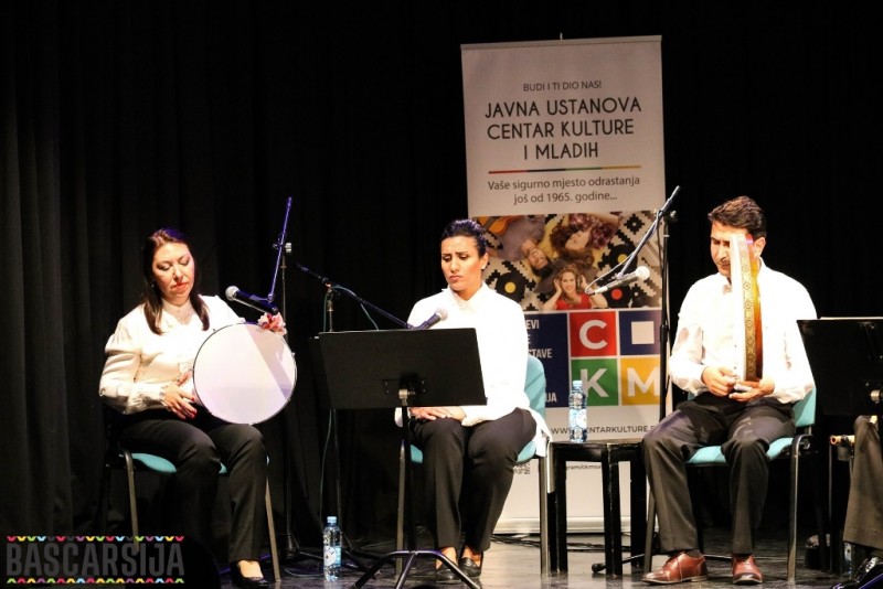 Turska glazbena skupina GÖNÜLDEN