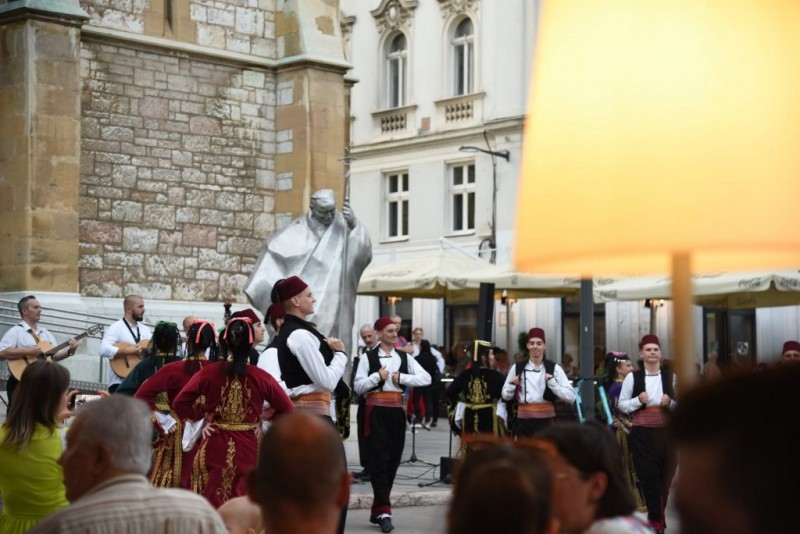 Sarajevske ljetne noći tradicije