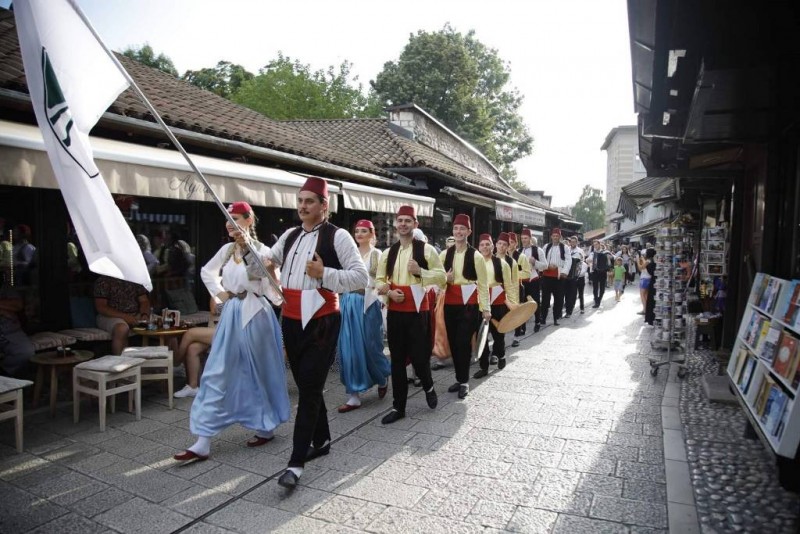 Sarajevske ljetne noći tradicije