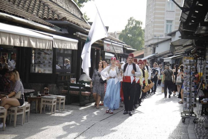 Sarajevske ljetne noći tradicije