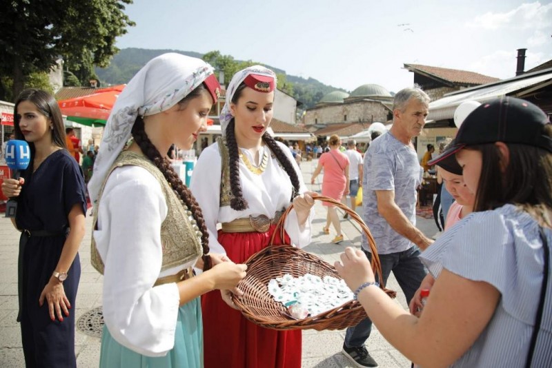 Sarajevske ljetne noći tradicije