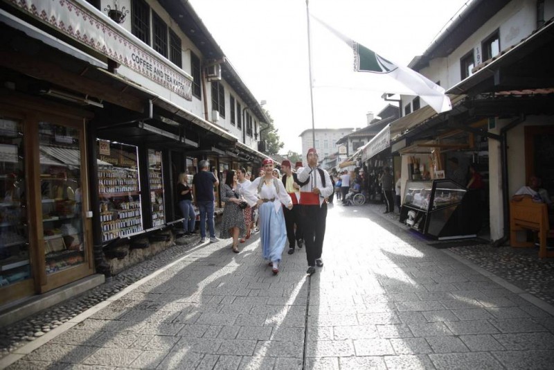 Sarajevske ljetne noći tradicije