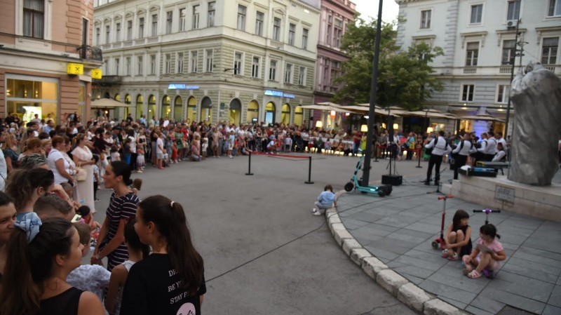 Sarajevske ljetne noći tradicije